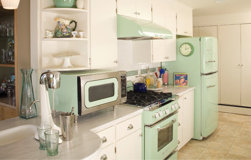 Mint kitchen color scheme