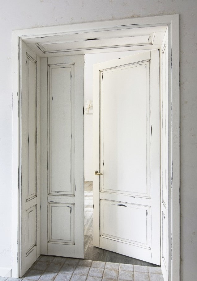 Белые двери в стиле прованс фото