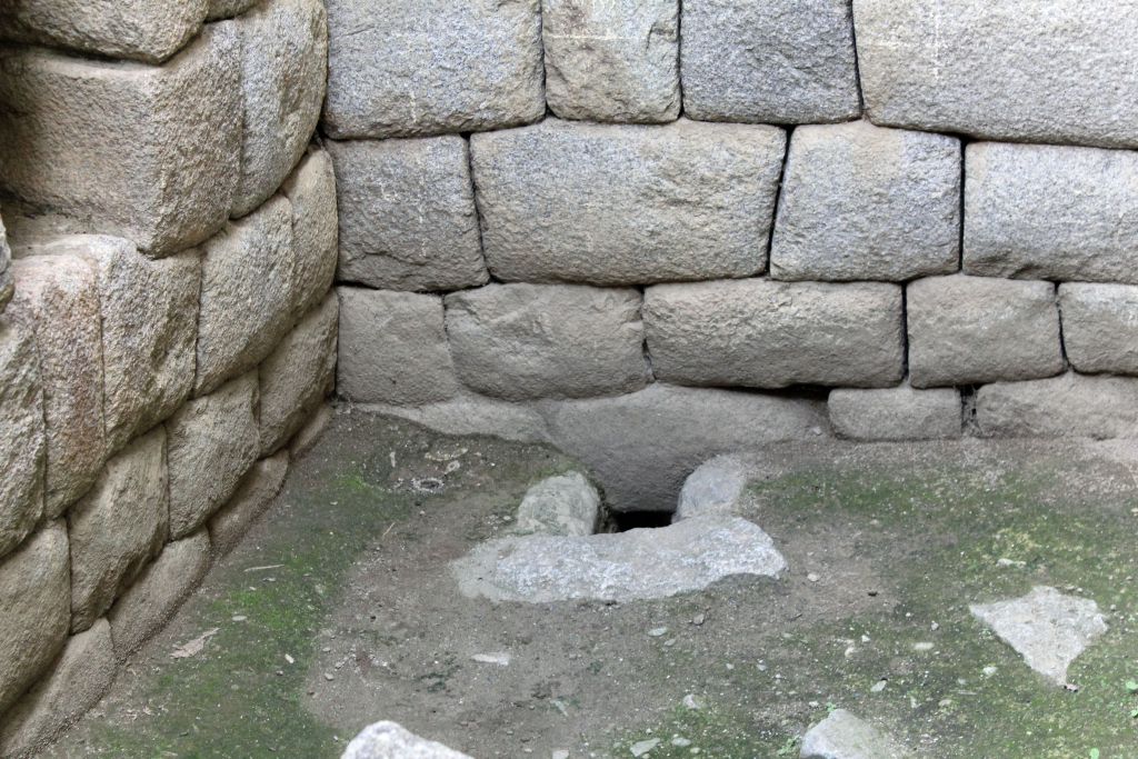 туалет древних Инков