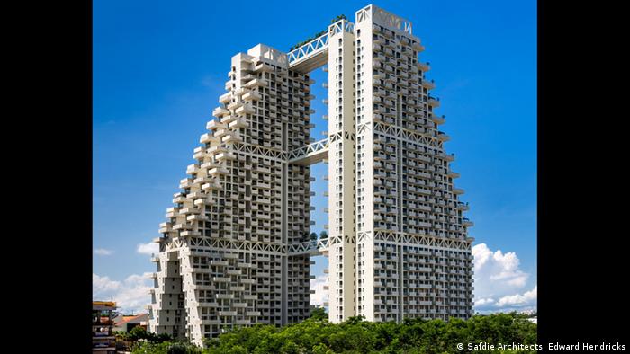 Sky Habitat by Moshe Safdie in Singapore (Photo: Safdie Architects, Edward Hendricks)